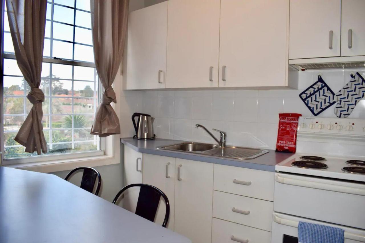 Comfortable 3 Bedroom Apartment In Trendy Haberfield Sydney Exterior foto