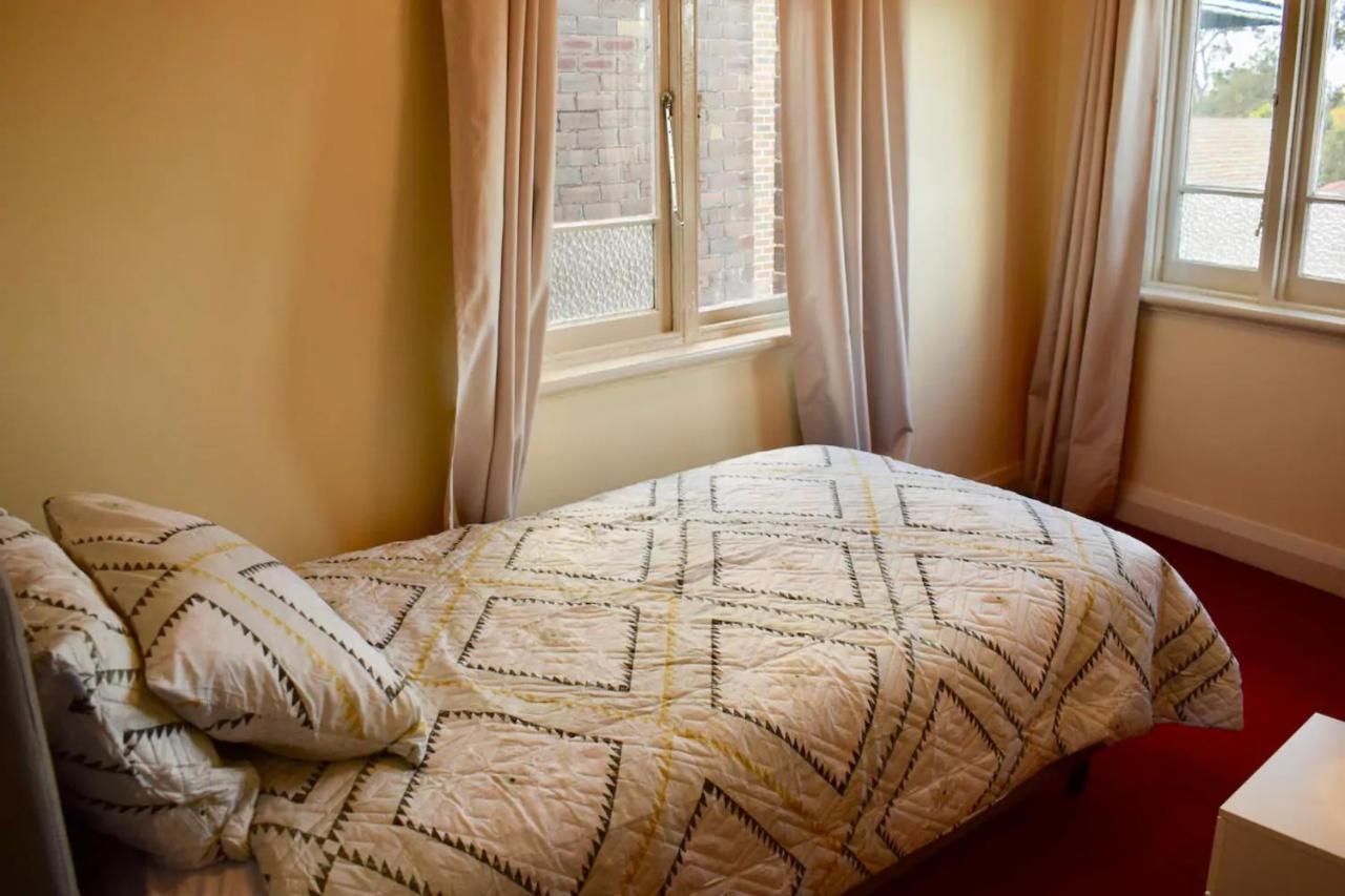 Comfortable 3 Bedroom Apartment In Trendy Haberfield Sydney Exterior foto